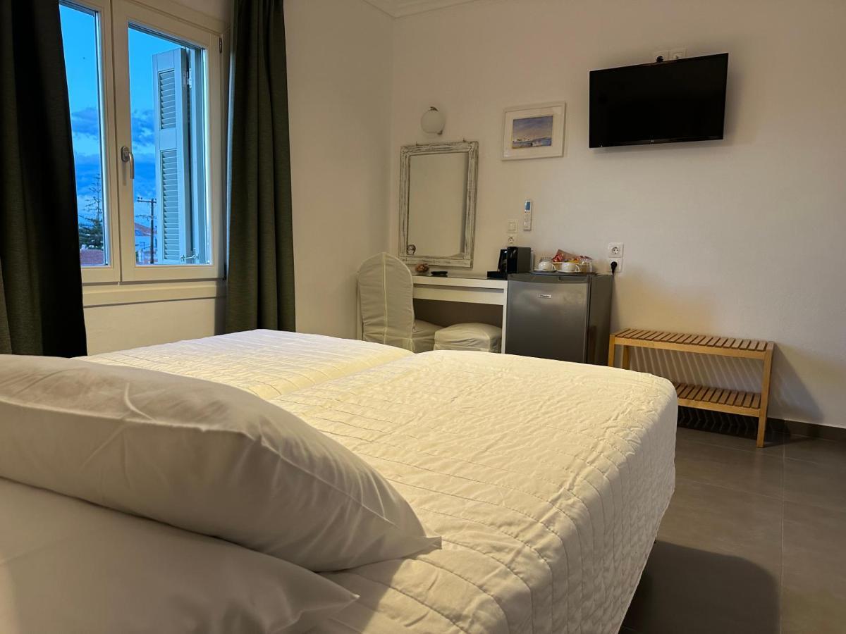 Kamelia Hotel Spétses Eksteriør bilde