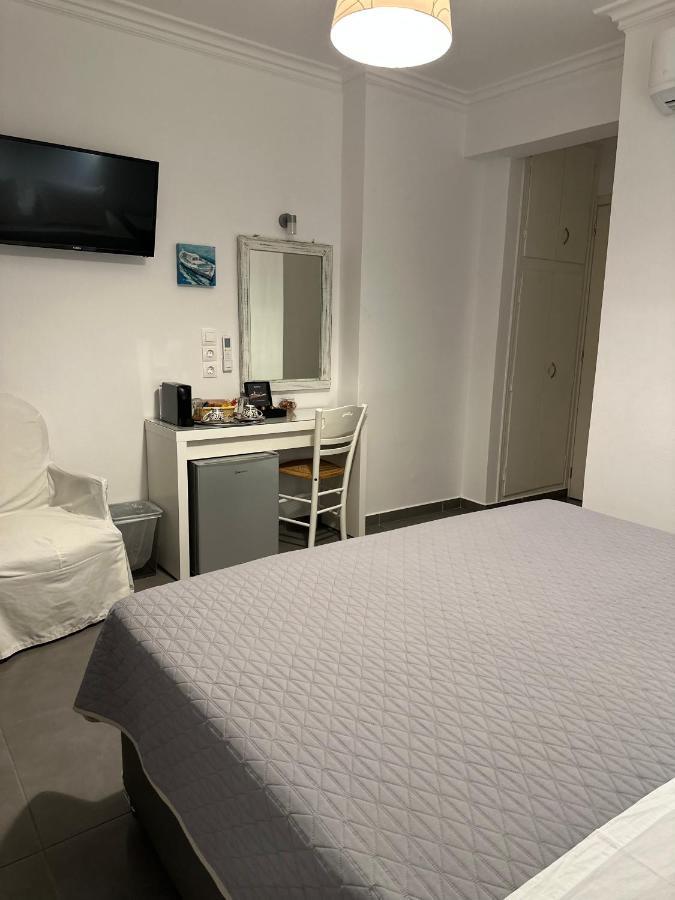 Kamelia Hotel Spétses Eksteriør bilde